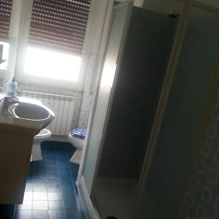 阿尔比索拉维多利亚住宿加早餐旅馆 *